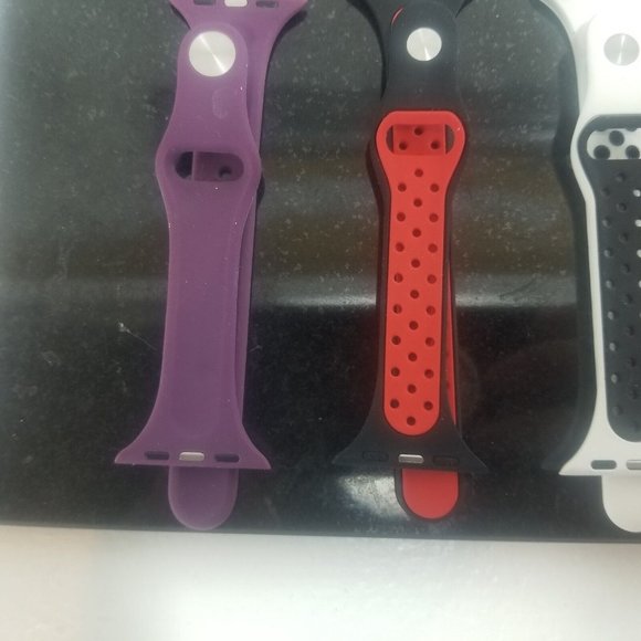Apple Compatible Watch Bands| Silicone| Multiple Colors| M/L Size - Picture 3 of 5
